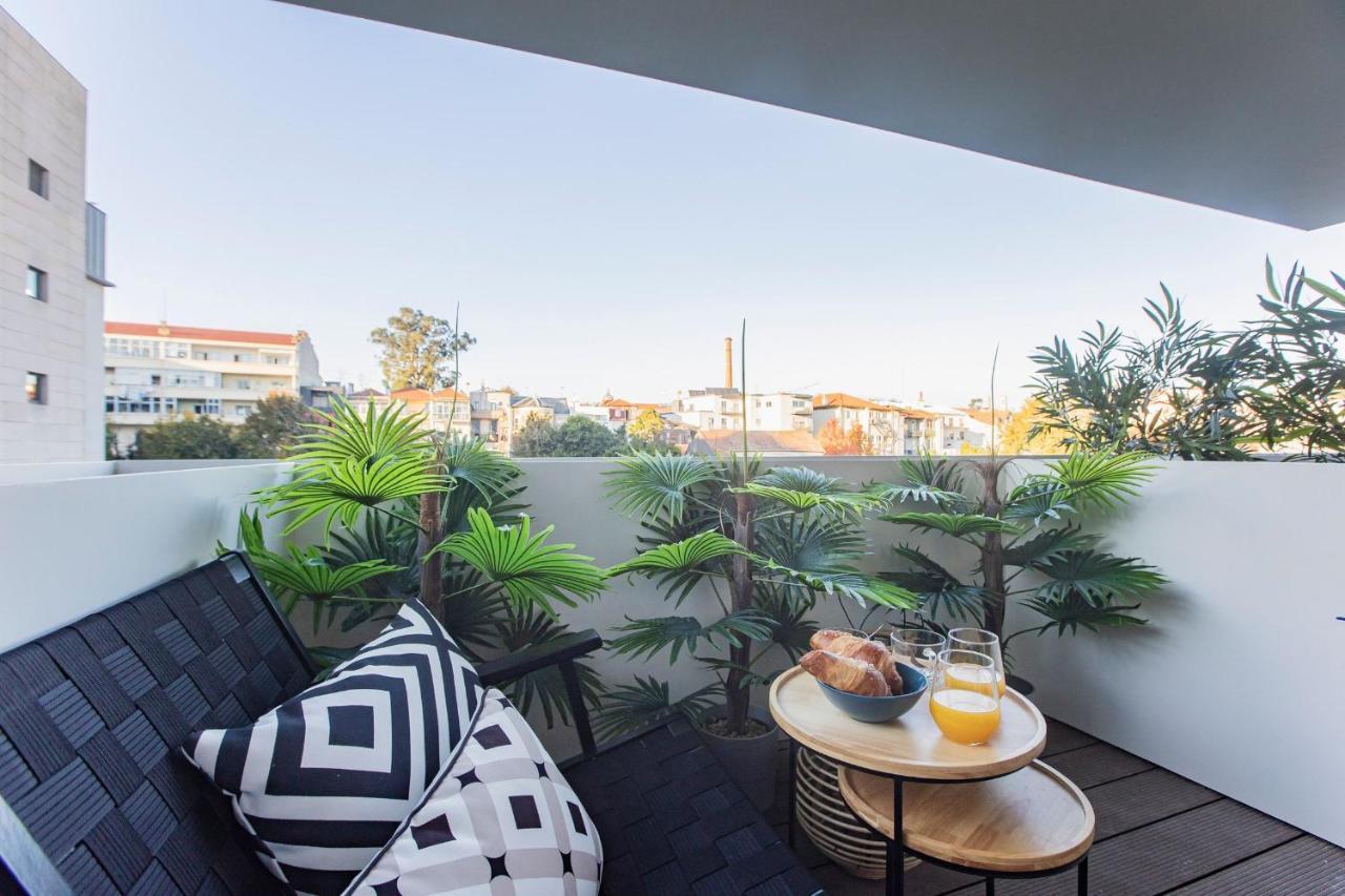 Bombarda Apartments By Lovelystay Porto Bagian luar foto