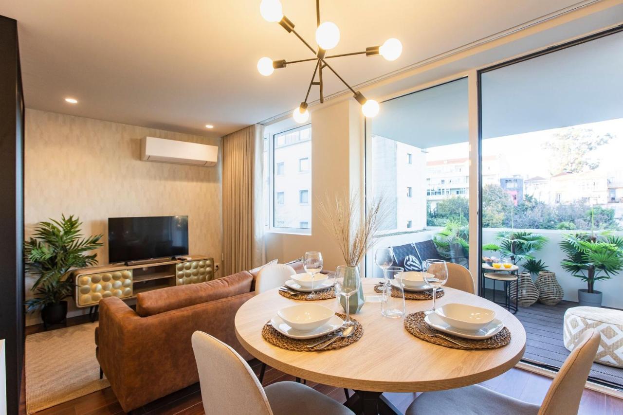 Bombarda Apartments By Lovelystay Porto Bagian luar foto