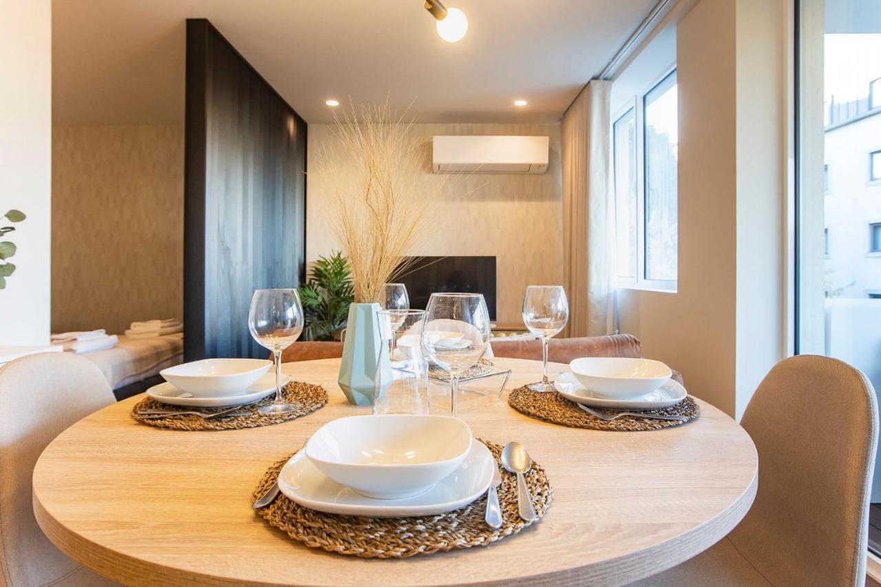 Bombarda Apartments By Lovelystay Porto Bagian luar foto