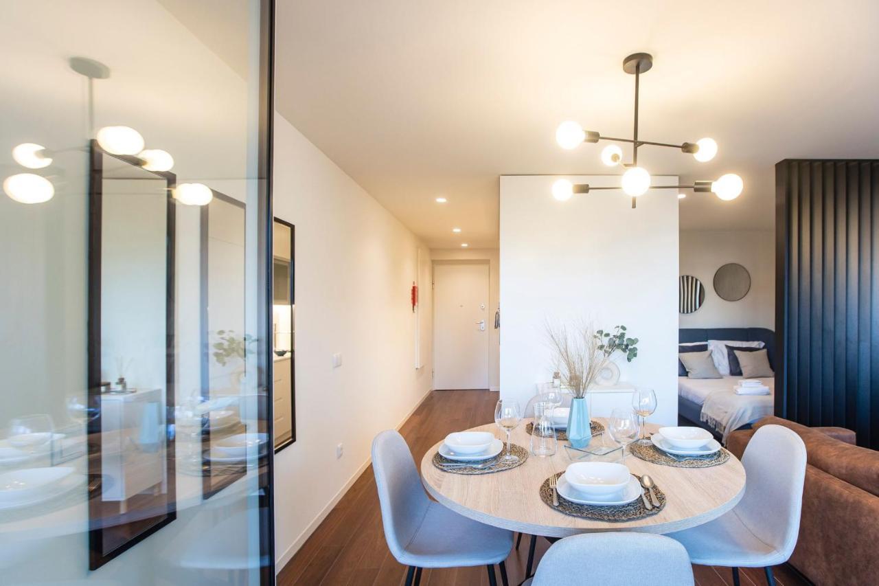 Bombarda Apartments By Lovelystay Porto Bagian luar foto