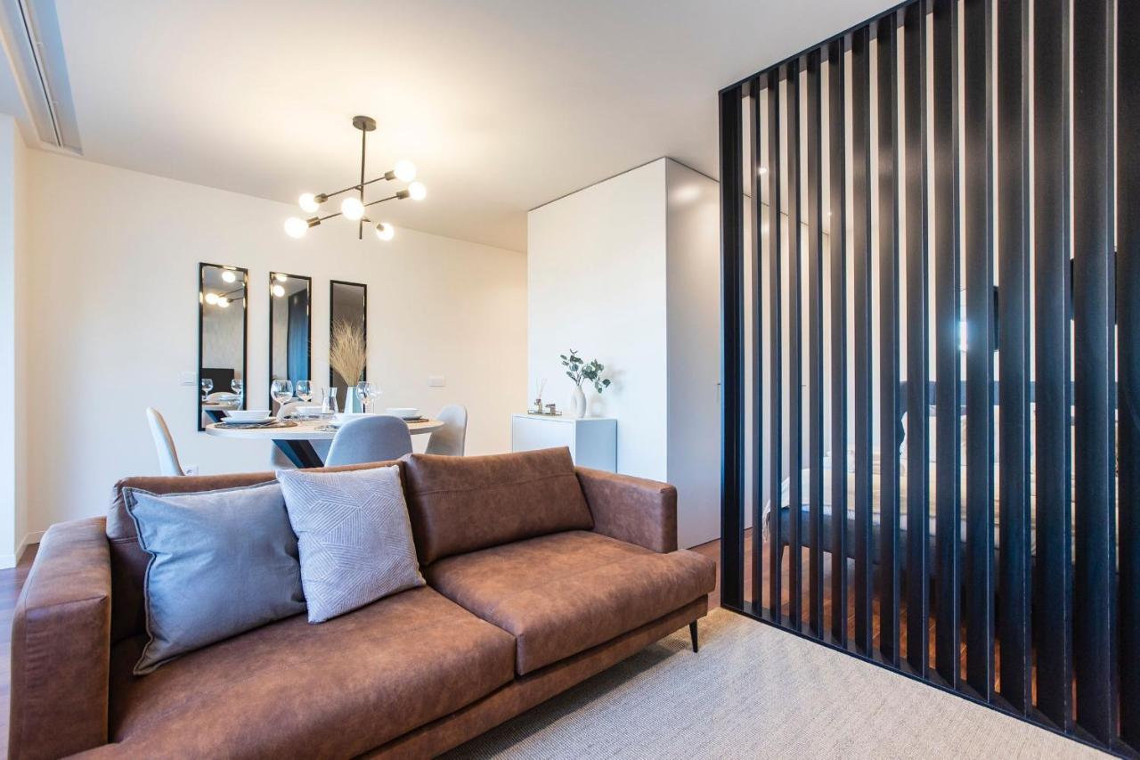 Bombarda Apartments By Lovelystay Porto Bagian luar foto