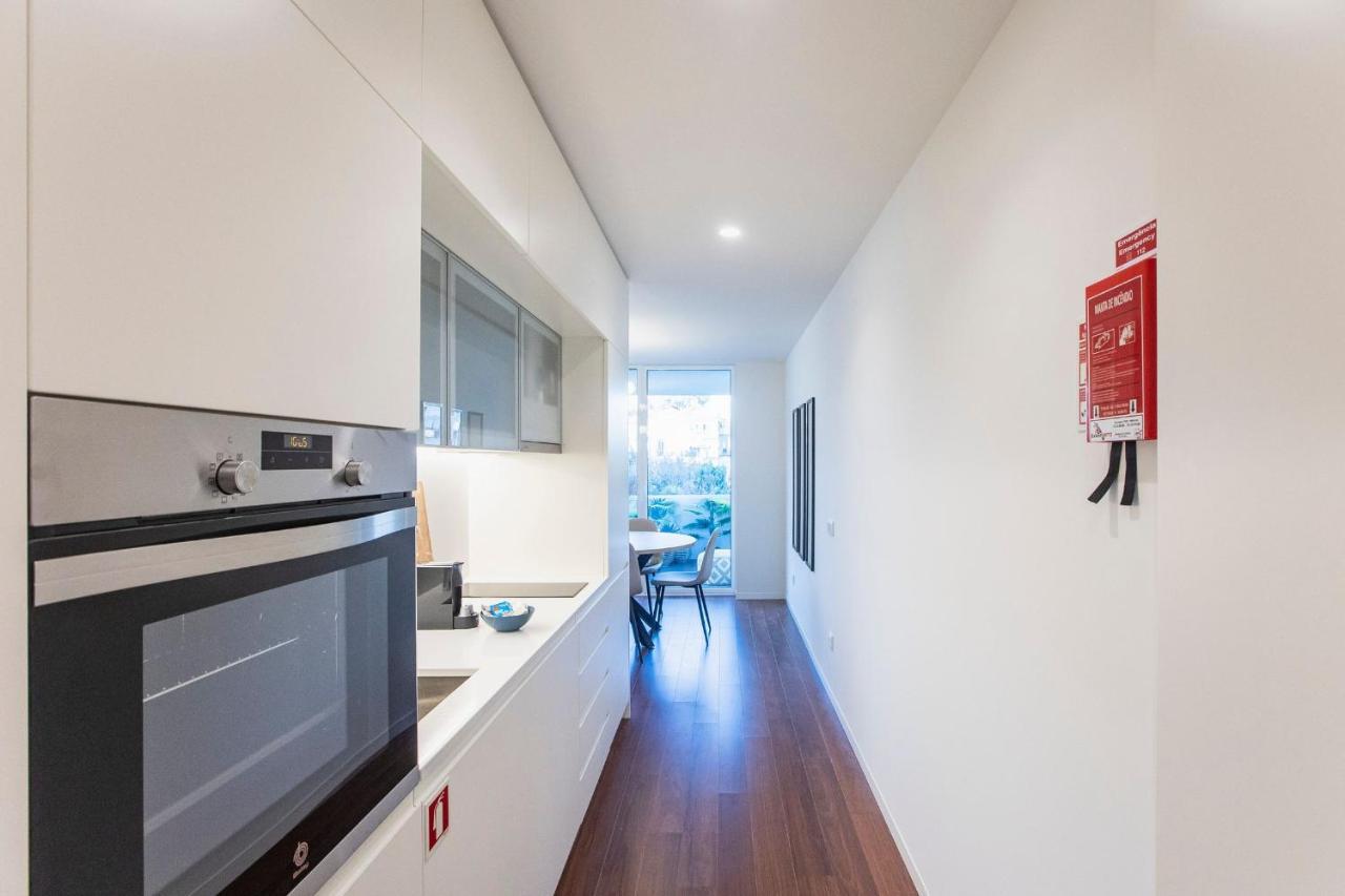 Bombarda Apartments By Lovelystay Porto Bagian luar foto