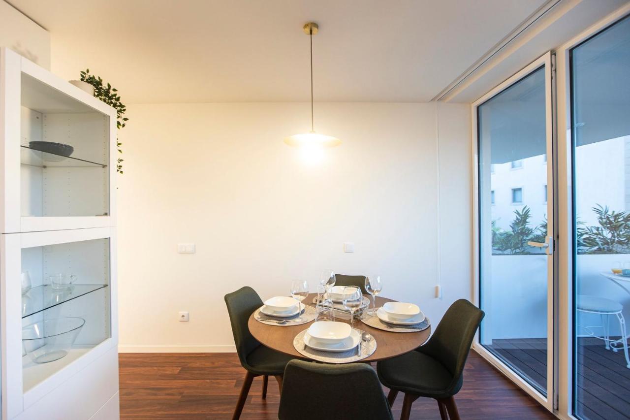 Bombarda Apartments By Lovelystay Porto Bagian luar foto
